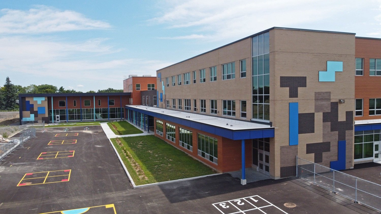 École Chomedey — vue 2